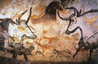 Peintures d'animaux dans la grotte de Lascaux